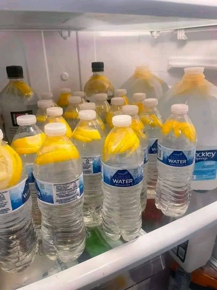 L’eau de gingembre : la boisson la plus saine pour brûler toutes les graisses du ventre, du cou, des bras, du dos et des cuisses ! Pour plus d'informations, consultez le premier commentaire. 25 1783424501452 1
