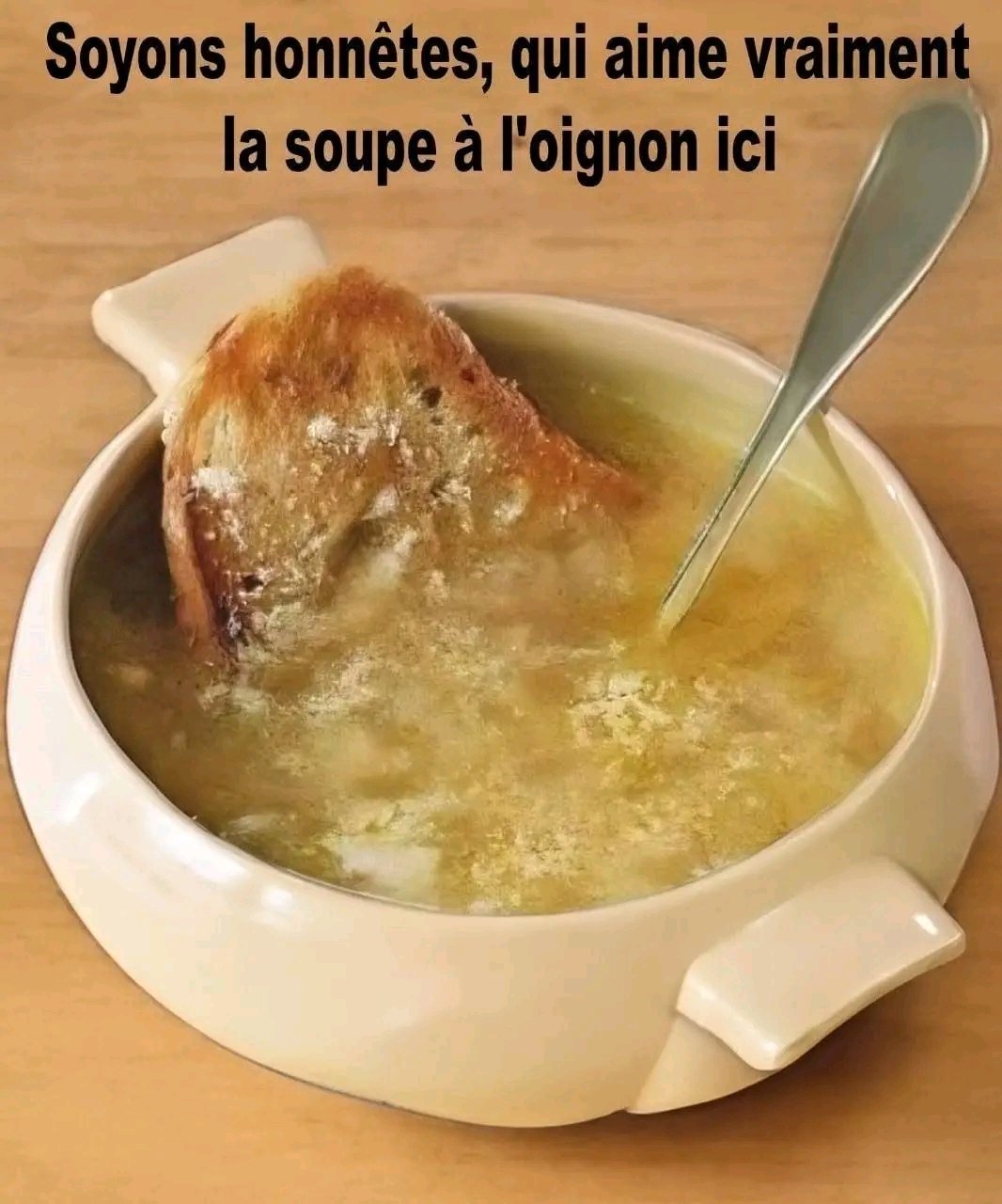 Soupe à l’Oignon Traditionnelle : Un Classique Réconfortant pour le Dîner. ✅ ✅ ........... 25 1783433256680